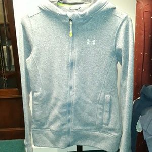 Under Armour Sweatshirt